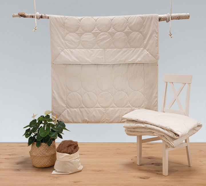 Licht combi-dekbed met kameelhaar "Cammello" Licht combi-dekbed met kameelhaar "Cammello"