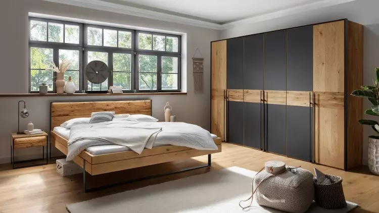 Massief houten bed Fira - massief wild eiken en zwart metaal
