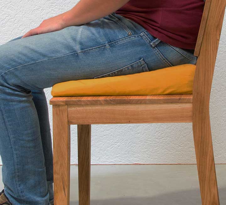 Coussin en biseau en noix de coco « Linanda » Coussin en biseau en noix de coco « Linanda »